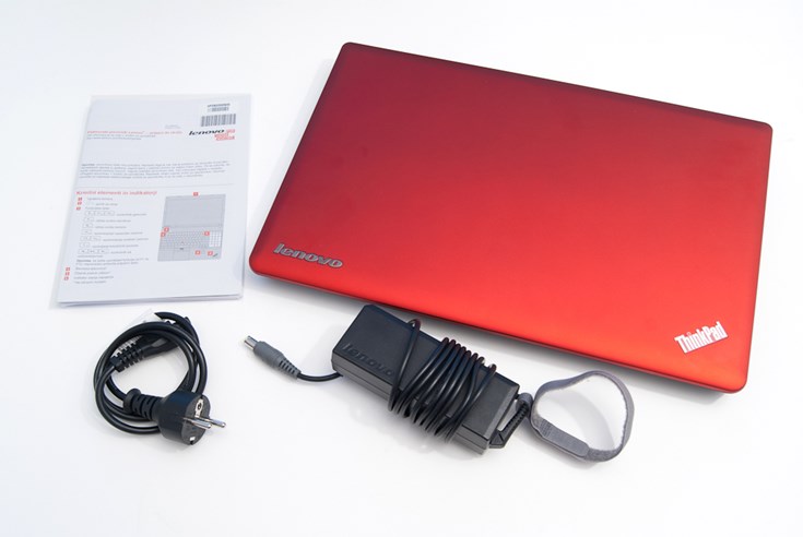 Lenovo Thinkpad Edge (2).jpg